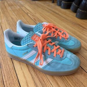 Adidas Gazelle Sneakers size 7.5